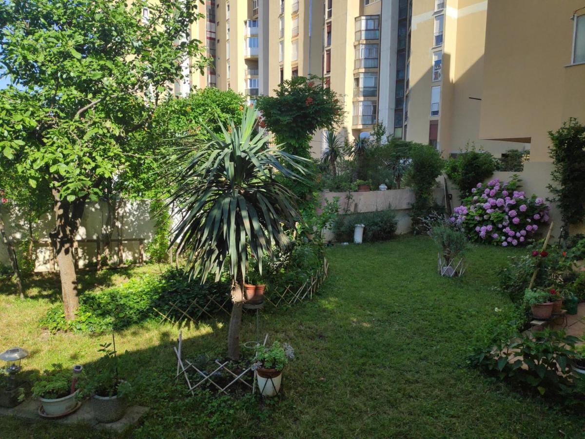 Spacious Apartment With Big Garden Near Beach 스플리트 외부 사진