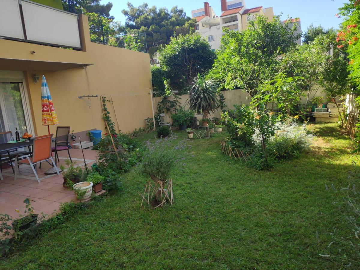 Spacious Apartment With Big Garden Near Beach 스플리트 외부 사진