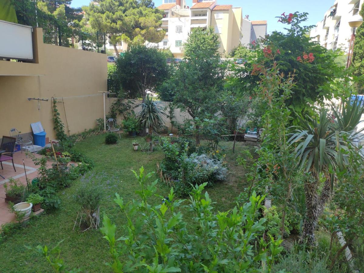 Spacious Apartment With Big Garden Near Beach 스플리트 외부 사진