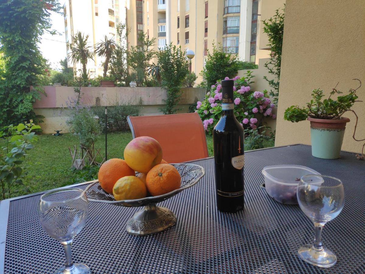 Spacious Apartment With Big Garden Near Beach 스플리트 외부 사진
